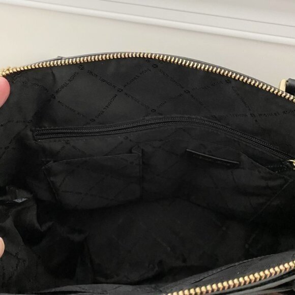 Michael Kors Hamilton Traveler Large Leather Zip Satchel Black - Picture 7 of 9